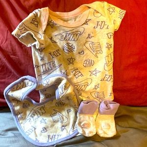 Nike baby set